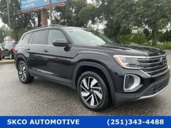Used 2025  Volkswagen Atlas 2&period;0T SE w&sol;Technology FWD at SKCO Automotive near Mobile&comma; AL