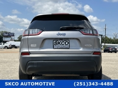 Used 2021 Jeep Cherokee Latitude FWD at SKCO Automotive near Mobile, AL