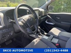 Used 2023  Nissan Frontier Crew Cab 4x4 SV Auto at SKCO Automotive near Mobile&comma; AL