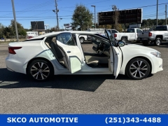 Used 2018  Nissan Maxima 4d Sedan SV at SKCO Automotive near Mobile&comma; AL