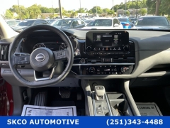 Used 2024  Nissan Pathfinder SL 2WD at SKCO Automotive near Mobile&comma; AL