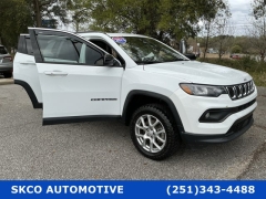 Used 2023  Jeep Compass Latitude Lux 4x4 at SKCO Automotive near Mobile&comma; AL
