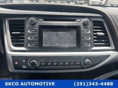 Used 2019  Toyota Highlander 4d SUV FWD LE &lpar;V6&rpar; at SKCO Automotive near Mobile&comma; AL