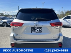 Used 2018  Toyota Highlander 4d SUV AWD XLE at SKCO Automotive near Mobile&comma; AL