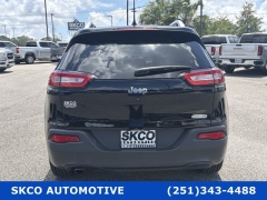 Used 2018  Jeep Cherokee 4d SUV 4WD Latitude Plus I4 at SKCO Automotive near Mobile&comma; AL