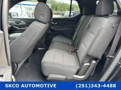Used 2023 Chevrolet Traverse FWD 4dr LT Cloth w/1LT at SKCO Automotive near Mobile, AL