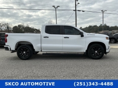 Used 2021  Chevrolet Silverado 1500 2WD Crew Cab 147" Custom at SKCO Automotive near Mobile&comma; AL