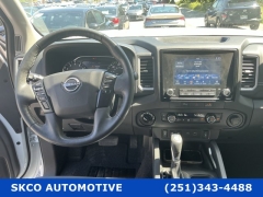 Used 2023  Nissan Frontier Crew Cab 4x4 SV Auto at SKCO Automotive near Mobile&comma; AL