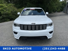 Used 2020 Jeep Grand Cherokee 4d SUV 2WD Laredo Altitude at SKCO Automotive near Mobile, AL