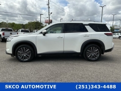 Used 2023  Nissan Pathfinder SL 4WD at SKCO Automotive near Mobile&comma; AL