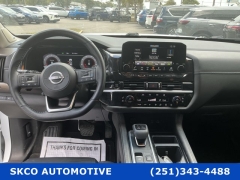 Used 2025  Nissan Pathfinder Platinum 2WD at SKCO Automotive near Mobile&comma; AL