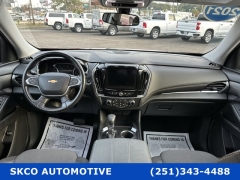 Used 2021  Chevrolet Traverse FWD 4dr LT Cloth w&sol;1LT at SKCO Automotive near Mobile&comma; AL