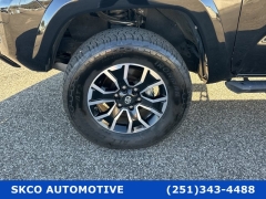 Used 2021  Toyota Tacoma 4WD TRD Sport Double Cab 6ft Bed V6 AT at SKCO Automotive near Mobile&comma; AL