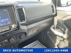 Used 2024  Nissan Frontier Crew Cab 4x4 SV at SKCO Automotive near Mobile&comma; AL