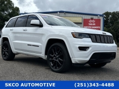Used 2020  Jeep Grand Cherokee 4d SUV 2WD Laredo Altitude at SKCO Automotive near Mobile, AL