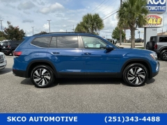 Used 2025  Volkswagen Atlas 2&period;0T SE w&sol;Technology 4MOTION at SKCO Automotive near Mobile&comma; AL