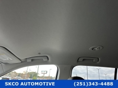 Used 2021  Chevrolet Traverse FWD 4dr LT Cloth w&sol;1LT at SKCO Automotive near Mobile&comma; AL