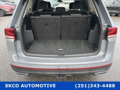 Used 2025  Volkswagen Atlas 2&period;0T SE w&sol;Technology 4MOTION at SKCO Automotive near Mobile&comma; AL