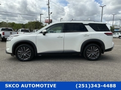 Used 2023  Nissan Pathfinder SL 4WD at SKCO Automotive near Mobile&comma; AL