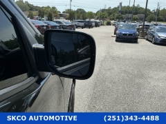 Used 2019  Nissan Titan 4WD Crew Cab SV at SKCO Automotive near Mobile&comma; AL