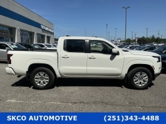 Used 2023  Nissan Frontier Crew Cab 4x4 SV Auto at SKCO Automotive near Mobile&comma; AL