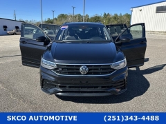 Used 2022  Volkswagen Tiguan 2&period;0T SE R-Line Black FWD at SKCO Automotive near Mobile&comma; AL