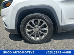 Used 2020 Jeep Cherokee 4d SUV FWD Latitude Plus 2.4L at SKCO Automotive near Mobile, AL