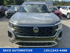 Used 2025  Volkswagen Atlas Cross Sport 2&period;0T SE w&sol;Technology 4MOTION at SKCO Automotive near Mobile&comma; AL