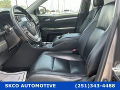 Used 2019  Toyota Highlander 4d SUV FWD XLE at SKCO Automotive near Mobile&comma; AL