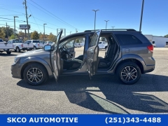 Used 2018  Dodge Journey 4d SUV FWD SXT V6 at SKCO Automotive near Mobile, AL