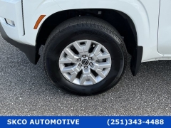 Used 2024  Nissan Frontier Crew Cab 4x2 SV at SKCO Automotive near Mobile&comma; AL