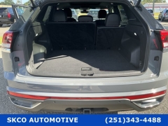Used 2025  Volkswagen Atlas Cross Sport 2&period;0T SE w&sol;Technology 4MOTION at SKCO Automotive near Mobile&comma; AL