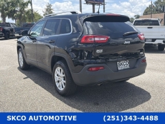 Used 2018  Jeep Cherokee 4d SUV 4WD Latitude Plus I4 at SKCO Automotive near Mobile&comma; AL
