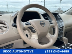 Used 2014  Nissan Pathfinder 4d SUV FWD Platinum at SKCO Automotive near Mobile&comma; AL