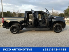 Used 2020  Chevrolet Silverado 1500 4WD Crew Cab Custom Trail Boss at SKCO Automotive near Mobile&comma; AL