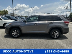 Used 2019  Toyota Highlander 4d SUV FWD XLE at SKCO Automotive near Mobile&comma; AL