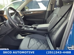 Used 2025  Volkswagen Atlas 2&period;0T SE w&sol;Technology 4MOTION at SKCO Automotive near Mobile&comma; AL