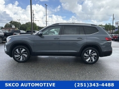 Used 2025  Volkswagen Atlas 2&period;0T SE w&sol;Technology 4MOTION at SKCO Automotive near Mobile&comma; AL