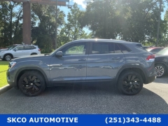 Used 2025  Volkswagen Atlas Cross Sport 2&period;0T SE w&sol;Technology 4MOTION at SKCO Automotive near Mobile&comma; AL