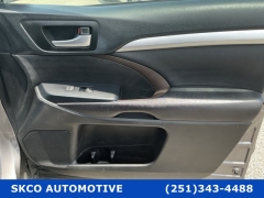 Used 2019  Toyota Highlander 4d SUV FWD XLE at SKCO Automotive near Mobile&comma; AL