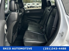 Used 2020  Jeep Grand Cherokee 4d SUV 2WD Laredo Altitude at SKCO Automotive near Mobile, AL