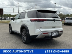 Used 2023  Nissan Pathfinder SL 4WD at SKCO Automotive near Mobile&comma; AL
