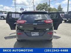 Used 2018  Jeep Cherokee 4d SUV 4WD Latitude Plus I4 at SKCO Automotive near Mobile&comma; AL