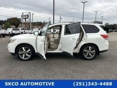 Used 2014  Nissan Pathfinder 4d SUV FWD Platinum at SKCO Automotive near Mobile&comma; AL