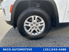 Used 2022  Jeep Grand Cherokee Laredo 4x4 at SKCO Automotive near Mobile&comma; AL