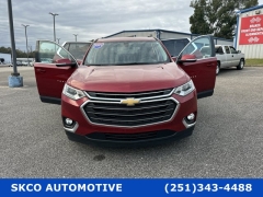 Used 2021  Chevrolet Traverse FWD 4dr LT Cloth w&sol;1LT at SKCO Automotive near Mobile&comma; AL