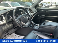 Used 2019  Toyota Highlander 4d SUV FWD XLE at SKCO Automotive near Mobile&comma; AL
