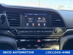 Used 2020  Hyundai Elantra 4d Sedan SEL at SKCO Automotive near Mobile&comma; AL