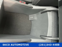 Used 2025  Volkswagen Atlas 2&period;0T SE w&sol;Technology FWD at SKCO Automotive near Mobile&comma; AL
