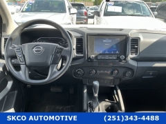 Used 2022  Nissan Frontier Crew Cab 4x4 SV Auto at SKCO Automotive near Mobile&comma; AL